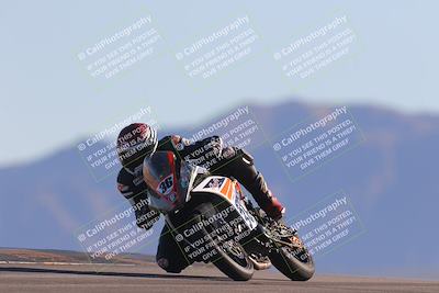 media/Nov-06-2023-Moto Forza (Mon) [[ce023d0744]]/3-Intermediate Group/Session 5 (Turn 9)/